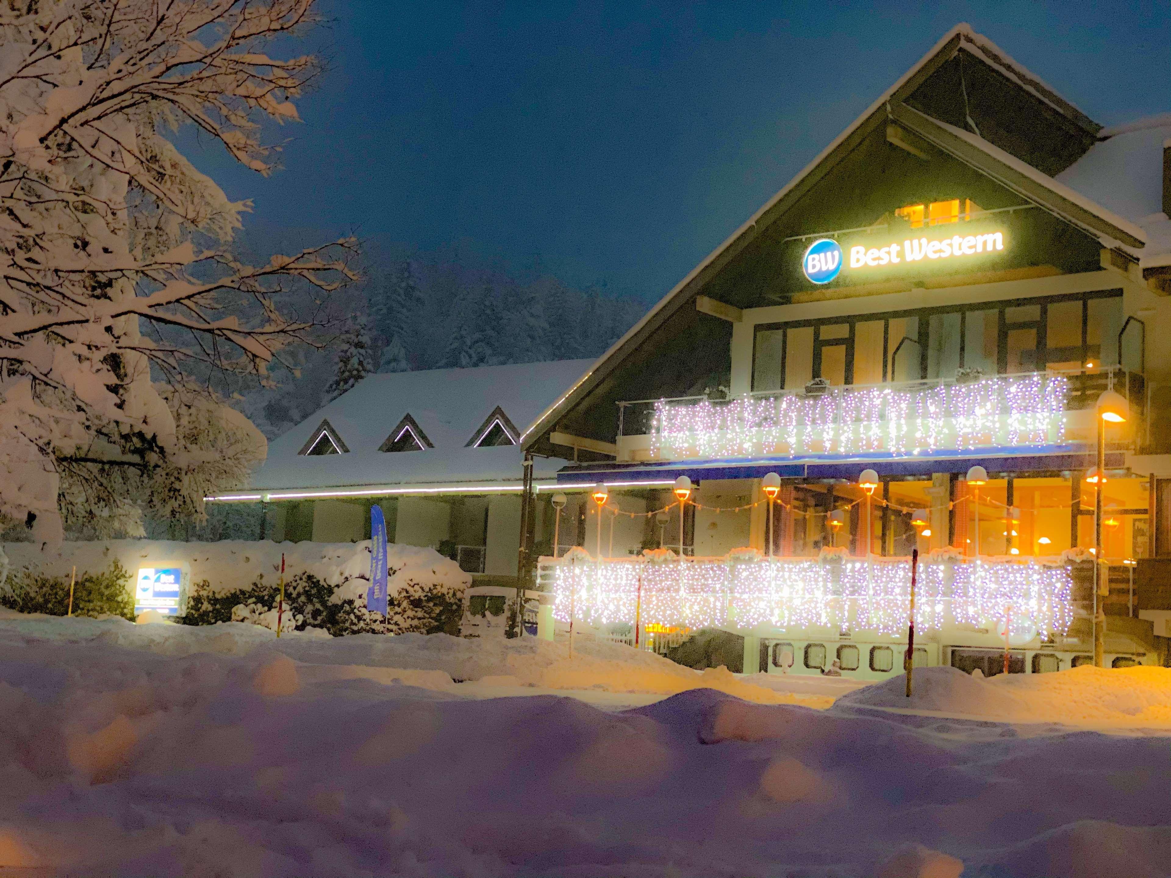 Hotel Kranjska Gora Buitenkant foto