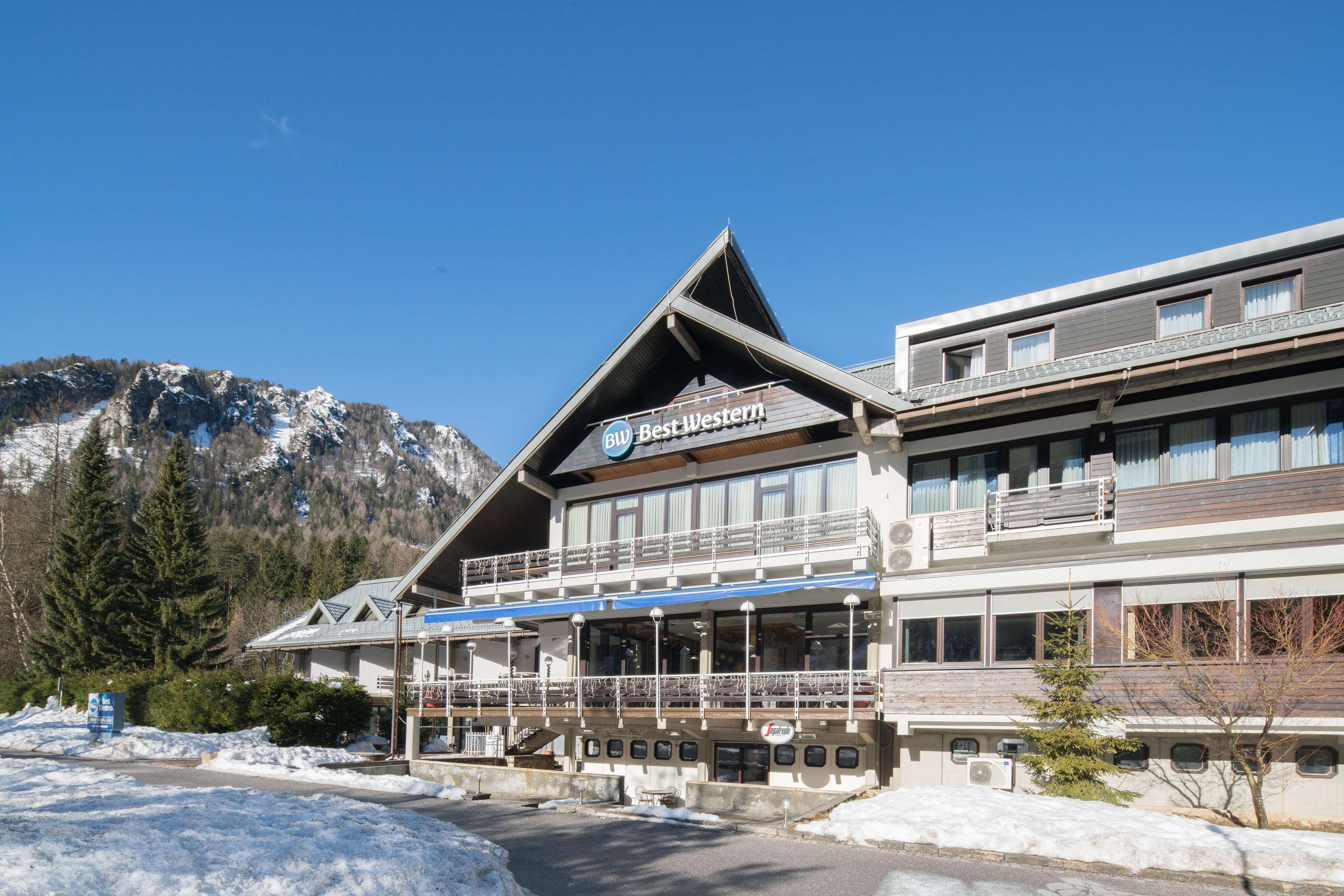 Hotel Kranjska Gora Buitenkant foto